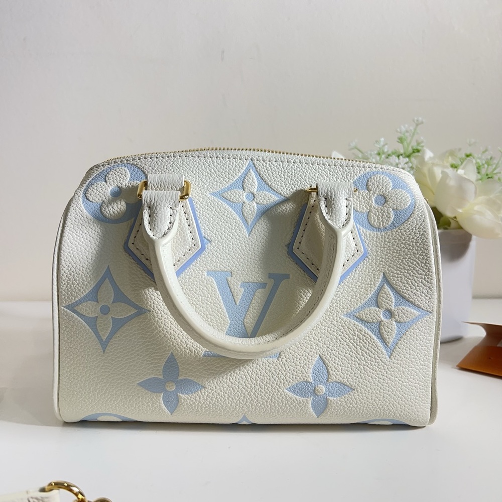 Louis Vuitton Monogram Giant Speedy Bandoulière 20 Blue - Picture 4 of 7